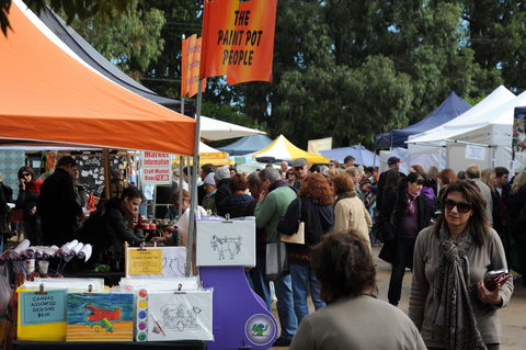 Red Hill Community Market - Getaway Accommodation 2