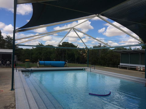 Yass Olympic Swimming Pool - Getaway Accommodation 0