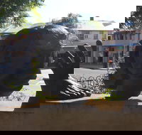 Celebration of life statue Barmera - Getaway Accommodation