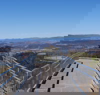 Hassans Walls Lookout - Getaway Accommodation