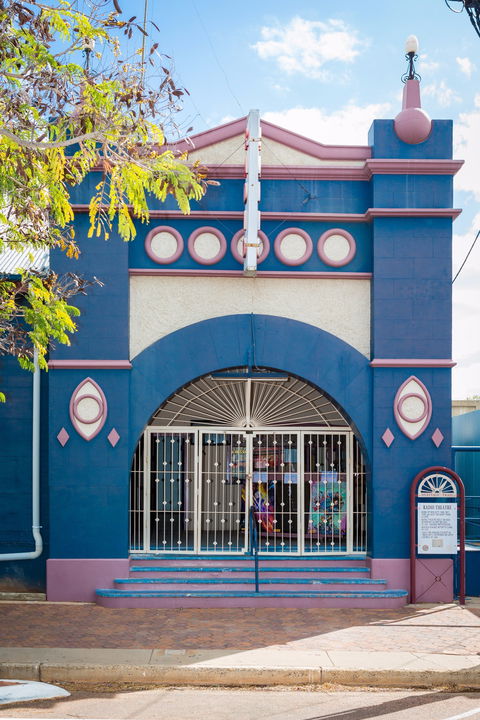 Radio Picture Theatre - Getaway Accommodation 1