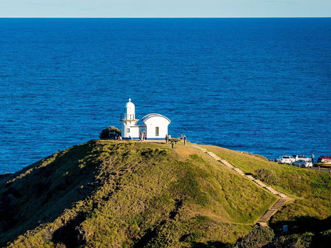 Tacking Point Lighthouse - Getaway Accommodation 1