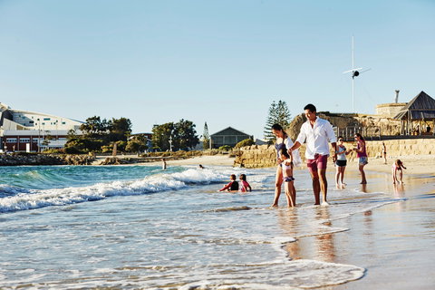 A Day In Fremantle - Getaway Accommodation 2