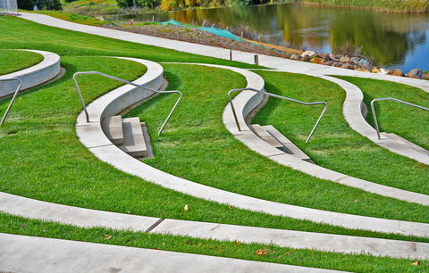 Queen Elizabeth Ll Park Queanbeyan - Getaway Accommodation 2