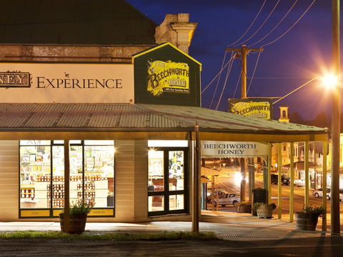 Beechworth Honey Shop - Getaway Accommodation 0