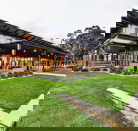 Lakeside Function Centre - Eight Willows Retreat - Getaway Accommodation