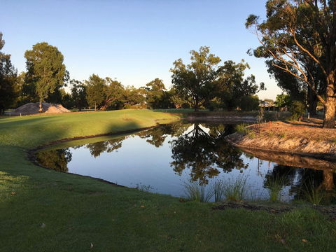 Pinjarra Golf Club - Getaway Accommodation 0