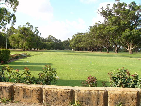 Pinjarra Golf Club - Getaway Accommodation 1