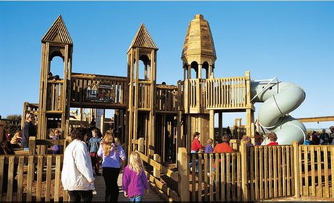 Port Noarlunga Jubilee Park Adventure Playground - Getaway Accommodation 0