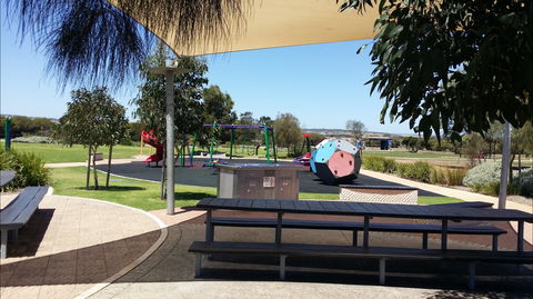 Port Noarlunga Jubilee Park Adventure Playground - Getaway Accommodation 2