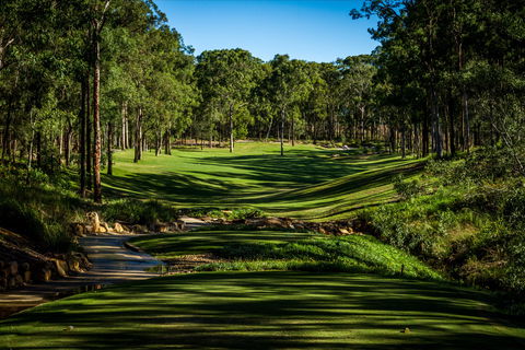 Brookwater Golf And Country Club - Getaway Accommodation 1