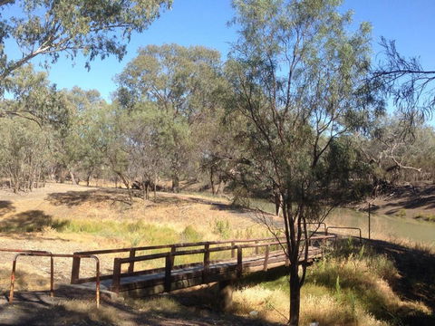 Norman Tracker Walford Walkway - Getaway Accommodation 0