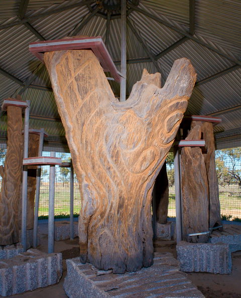 Collymongle Carved Trees - Getaway Accommodation 0