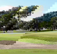 Mansfield Golf Club - Getaway Accommodation