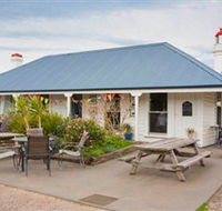 Willows Tea House - Getaway Accommodation