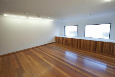 Raglan Street Gallery - Getaway Accommodation 0