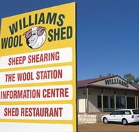 The Williams Woolshed - Getaway Accommodation
