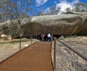 Mulka's Cave - Getaway Accommodation 0