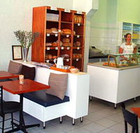 Knead Bakers - Getaway Accommodation