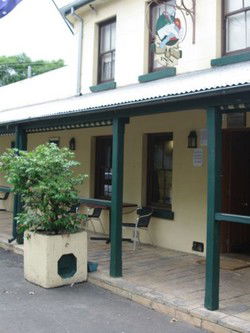Bird In Hand Inn - Getaway Accommodation 1