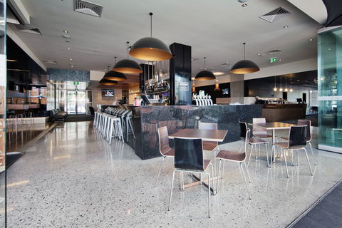The Cremorne Hotel - Getaway Accommodation 9