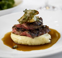 The Union Hotel - Uncorked Restaurant - Getaway Accommodation
