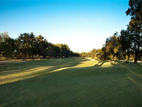 Loxton Golf Club - Getaway Accommodation 2