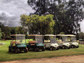 Loxton Golf Club - Getaway Accommodation 1
