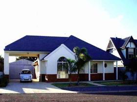 Port Hughes Tavern - Getaway Accommodation 0