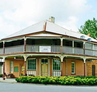 The Victoria Hotel Hinton - Getaway Accommodation