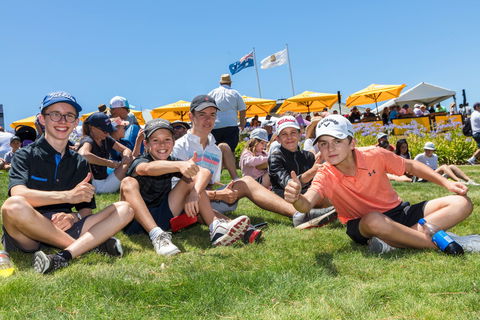 Blitz Golf Adelaide - Getaway Accommodation 2