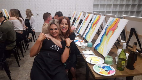 Paint And Sip Experience - Getaway Accommodation 0