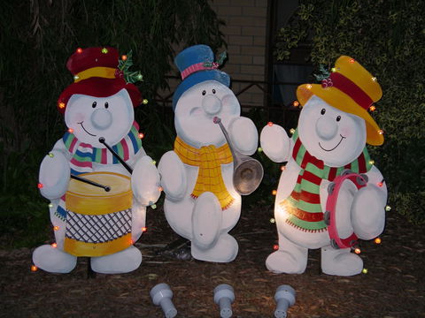 Loxton Christmas Lights Festival - Getaway Accommodation 1