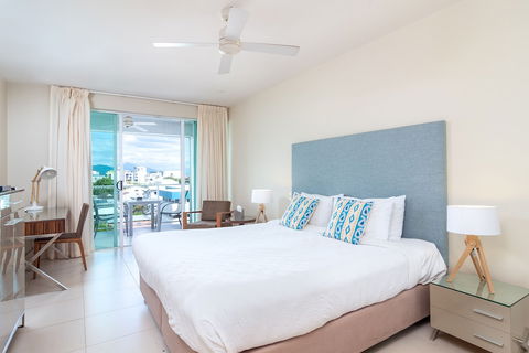 201 Lake Street Apartments - Getaway Accommodation 2