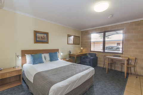 Windmill Motel And Events Centre - Getaway Accommodation 6