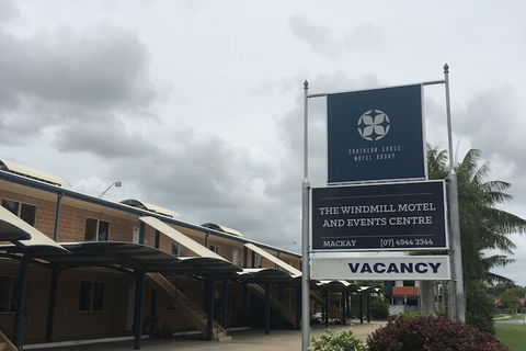 Windmill Motel And Events Centre - Getaway Accommodation 2