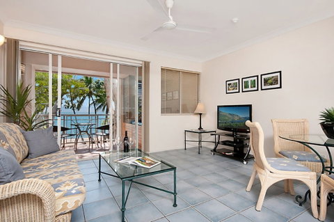 Alassio Palm Cove - Getaway Accommodation 6
