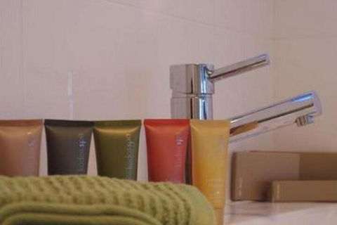 Southern Blue Apartments - Getaway Accommodation 3
