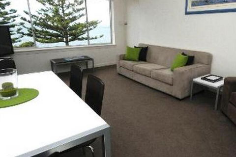 Southern Blue Apartments - Getaway Accommodation 4