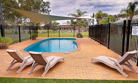The Standpipe Golf Motor Inn - Getaway Accommodation 3