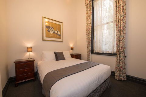 Vue Grand - Getaway Accommodation 5