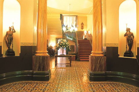 Vue Grand - Getaway Accommodation 1