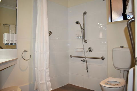 Best Western Tuscany On Tor Motor Inn - Getaway Accommodation 6