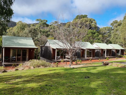 D'Altons Studios - Getaway Accommodation 0