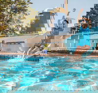 The Big Windmill - Getaway Accommodation