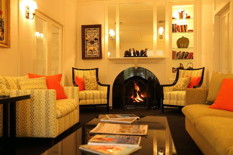 Holmwood Guesthouse - Getaway Accommodation 3