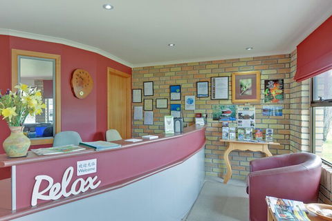 Sharonlee Strahan Villas - Getaway Accommodation 2