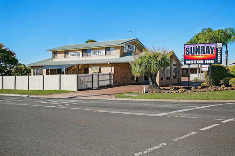 Sunray Motor Inn - Getaway Accommodation 3