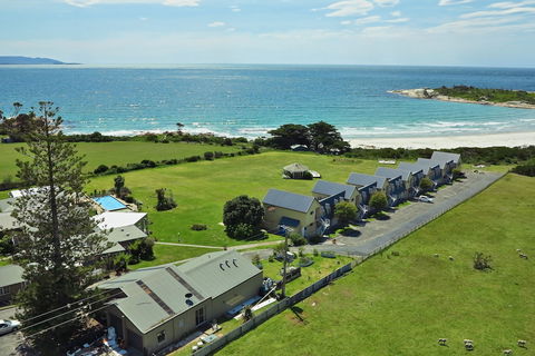 Diamond Island Resort & Bicheno Penguin Show - Getaway Accommodation 5