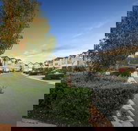 Quest Sanctuary Lakes - Getaway Accommodation